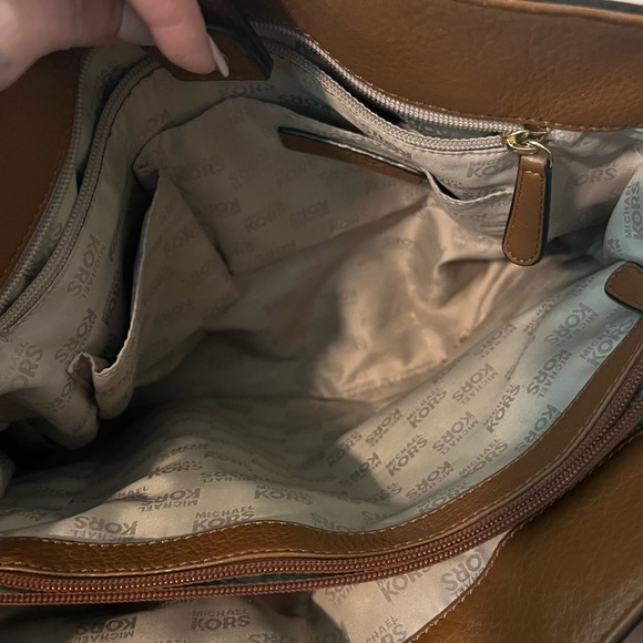 Michael Kors Tan Leather Hamilton Satchel - Picture 6 of 8